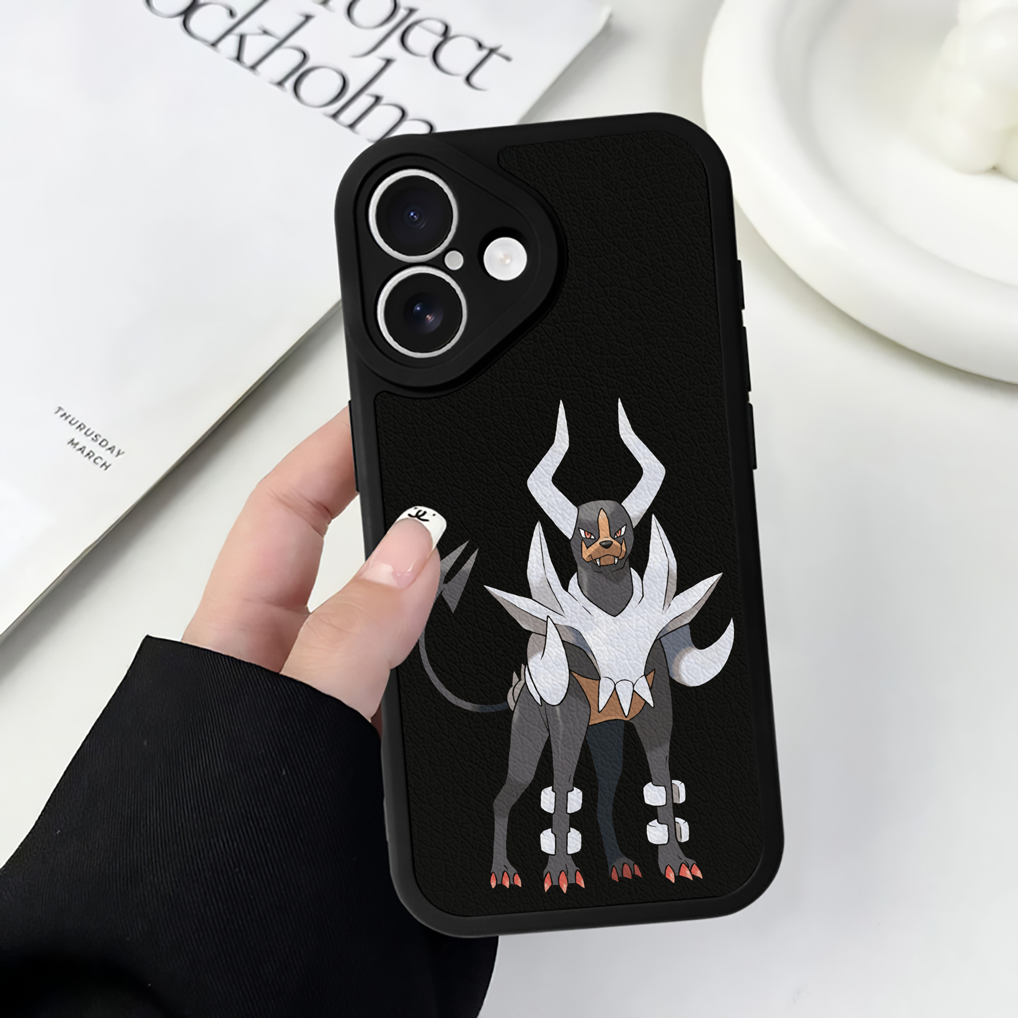 （画像用） ポケットモンスター Pokémon 【iPhone 16シリーズ対応】シリコンスマホケース（レザー調） 材質：シリコン